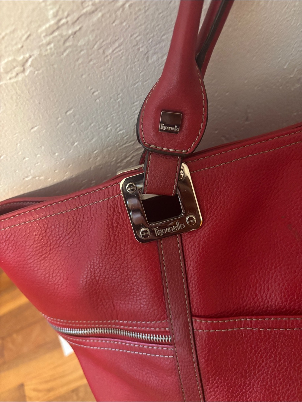 Tignanello Large Red Leather Top-Handle Tote Bag Purse - Picture 4 of 16